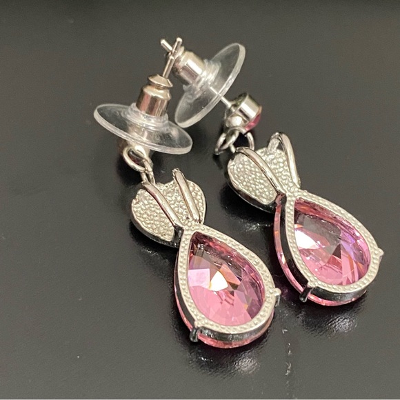 Unsigned Silver-tone Pink Crystal Glass Teardrop 8mm Dangling Drop Earrings 8g. - Picture 9 of 15